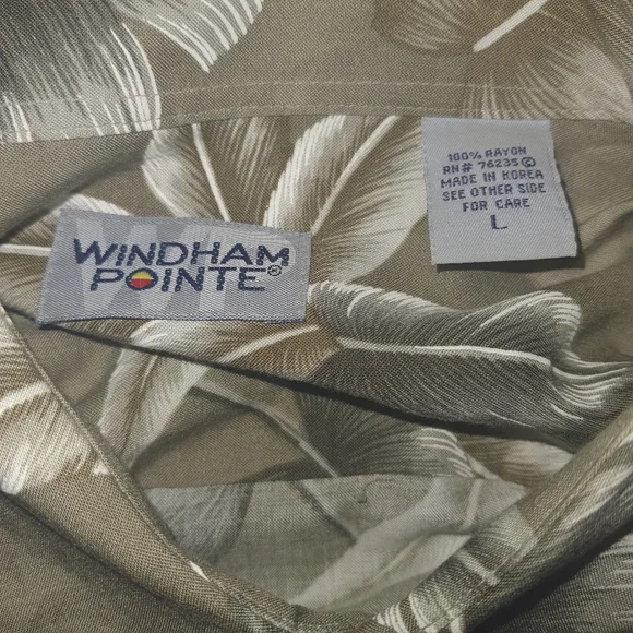 Wyndham Pointe Men's Short Sleeve Floral Leaf Beach Shirt Large Brown Rayon - Picture 4 of 8